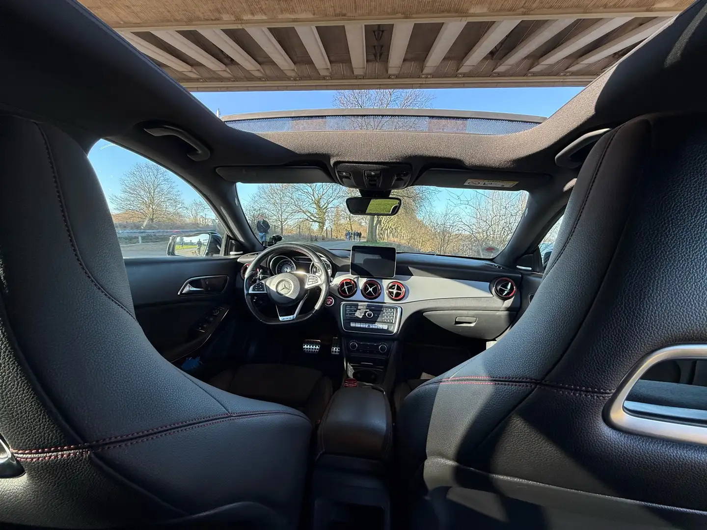 Mercedes-Benz CLA 250 Shooting Brake 4Matic 7G-DCT Sport - 2