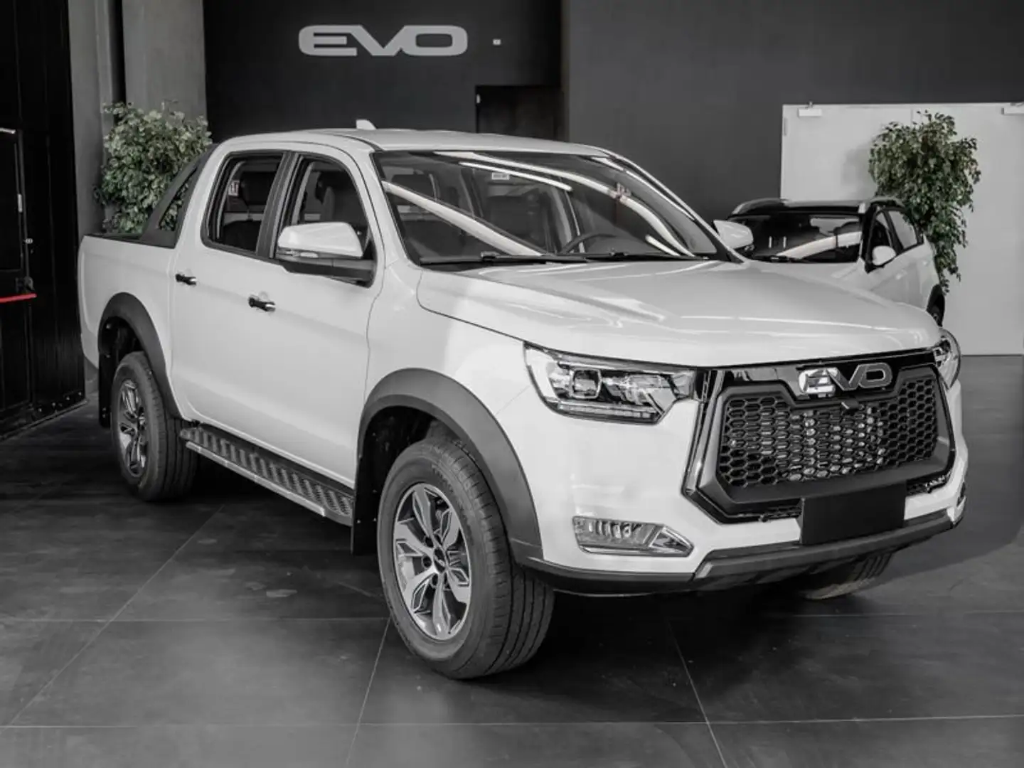 EVO Cross4 2.0 Turbo Diesel Doppia Cabina Siyah - 2