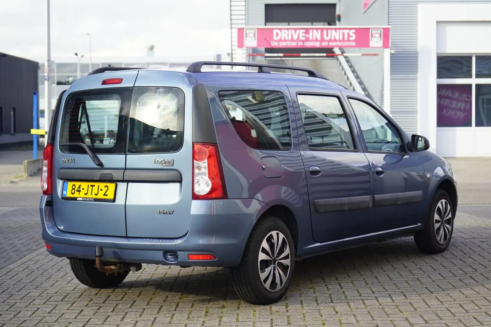 Dacia Logan MCV 1.6-16V Lauréate 7 persoons | AIRCO | TREKHAAK Blauw - 2