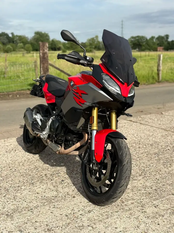 BMW F 900 XR