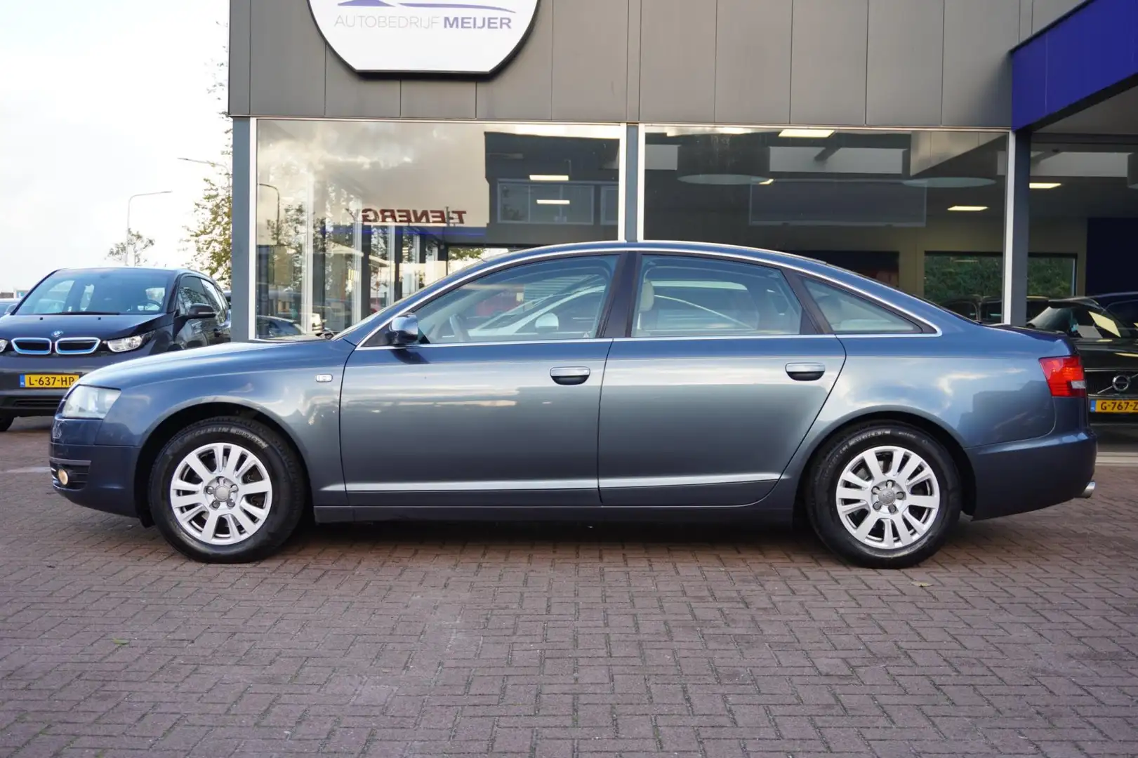 Audi A6 Limousine 2.4 Pro Line | Automaat | Airco | Naviga Azul - 2