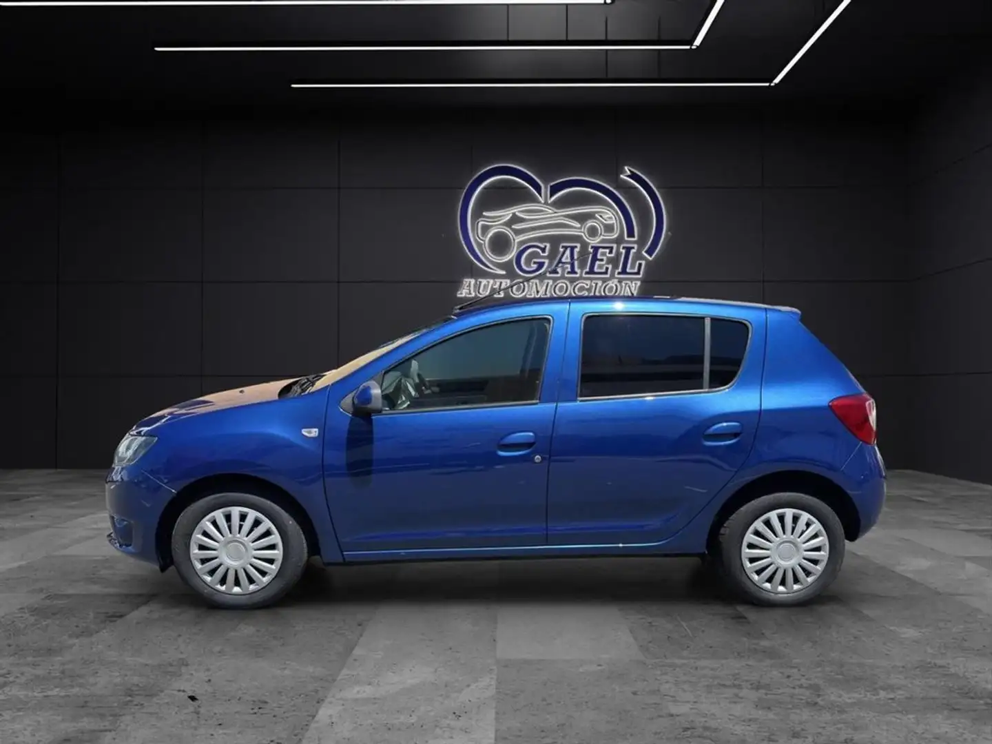 Dacia Sandero 1.2 Ambiance 75 Azul - 2