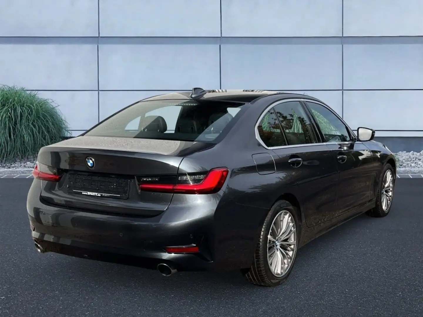BMW 330 330d 286Ch xDrive Laser Pano / 17 Gris - 2
