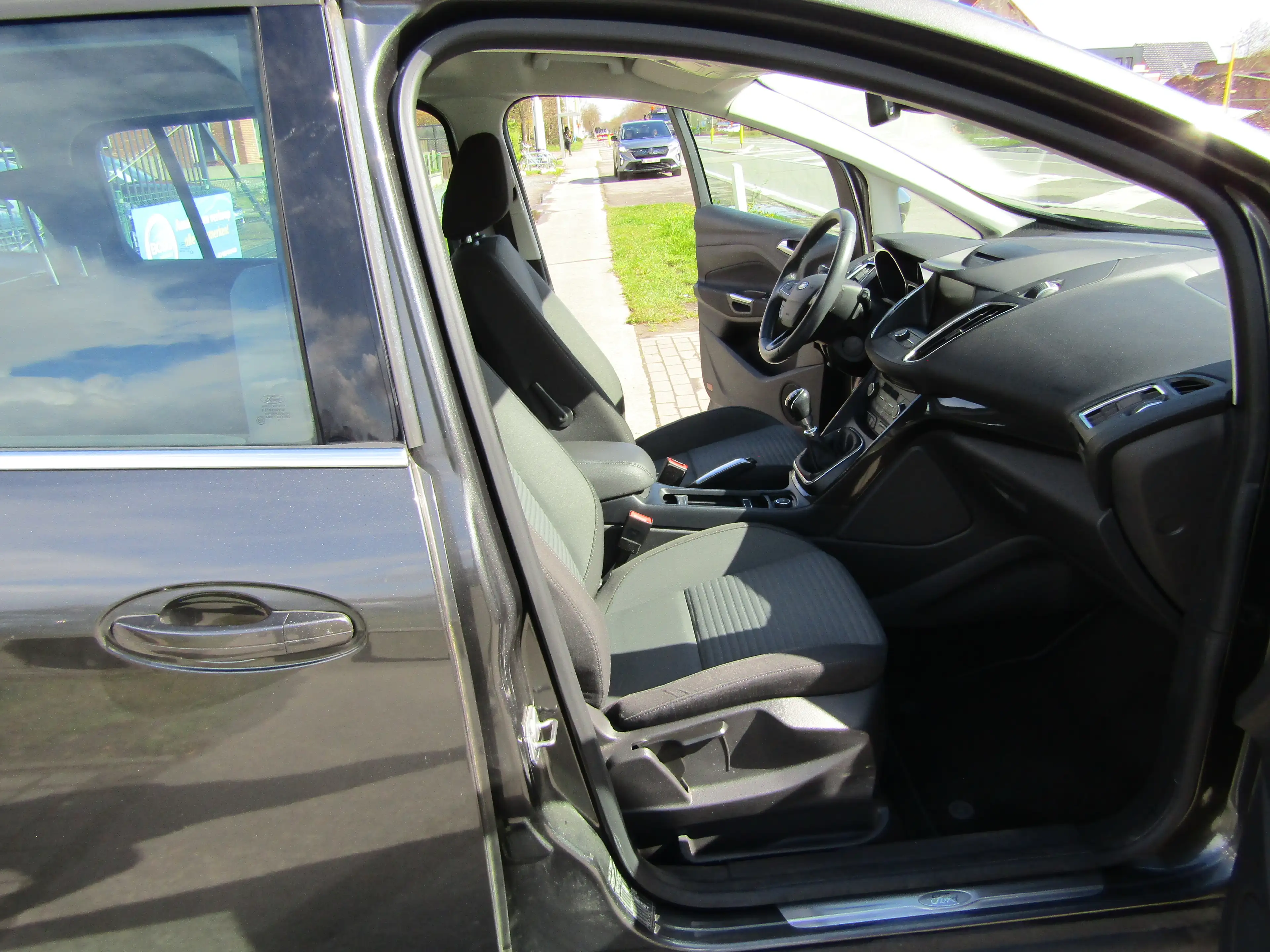 Ford Grand C-Max Grand C-Max 1.0 EcoBoost Titanium Start-Stop — photo 11