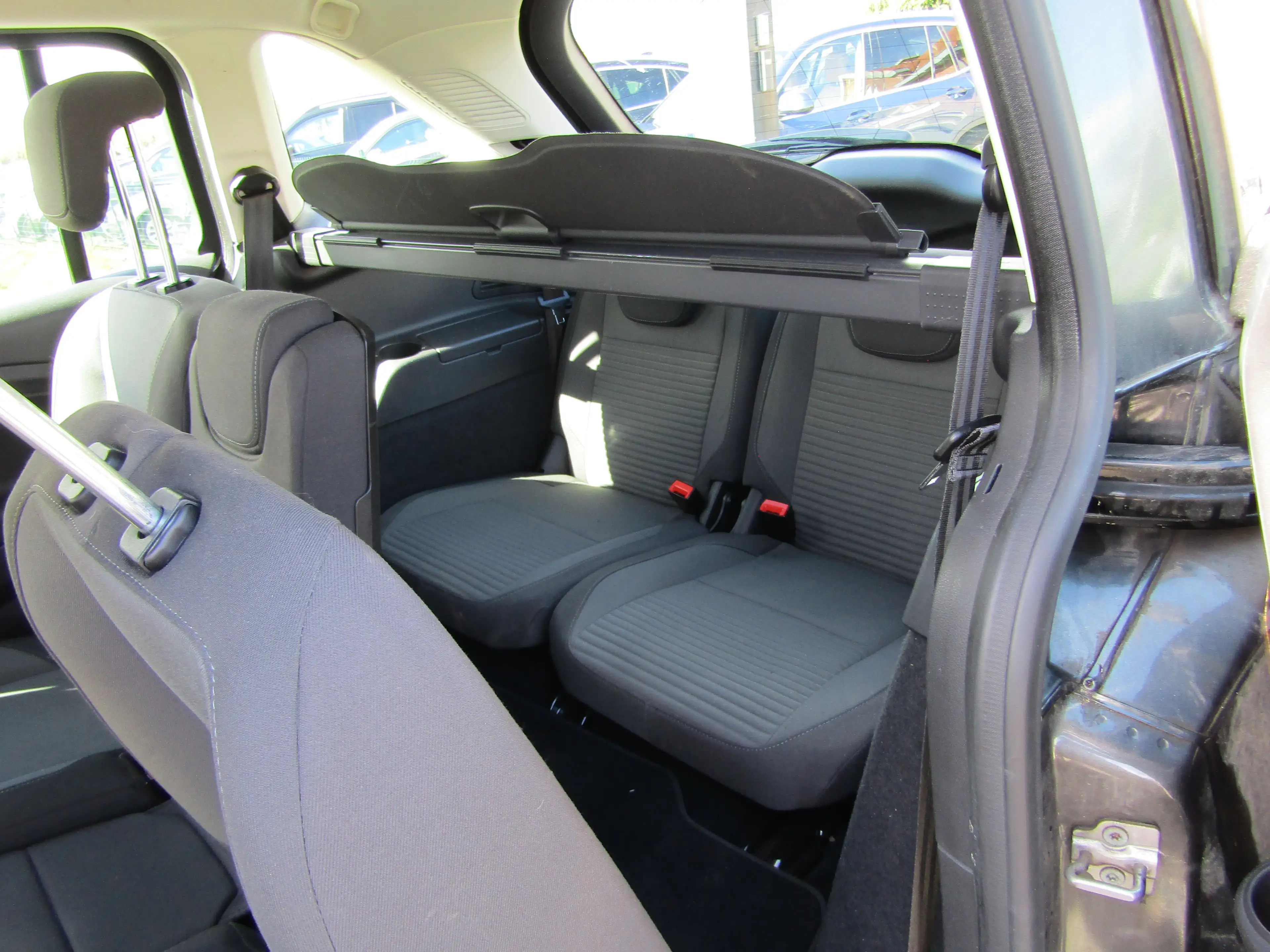 Ford Grand C-Max Grand C-Max 1.0 EcoBoost Titanium Start-Stop — photo 7