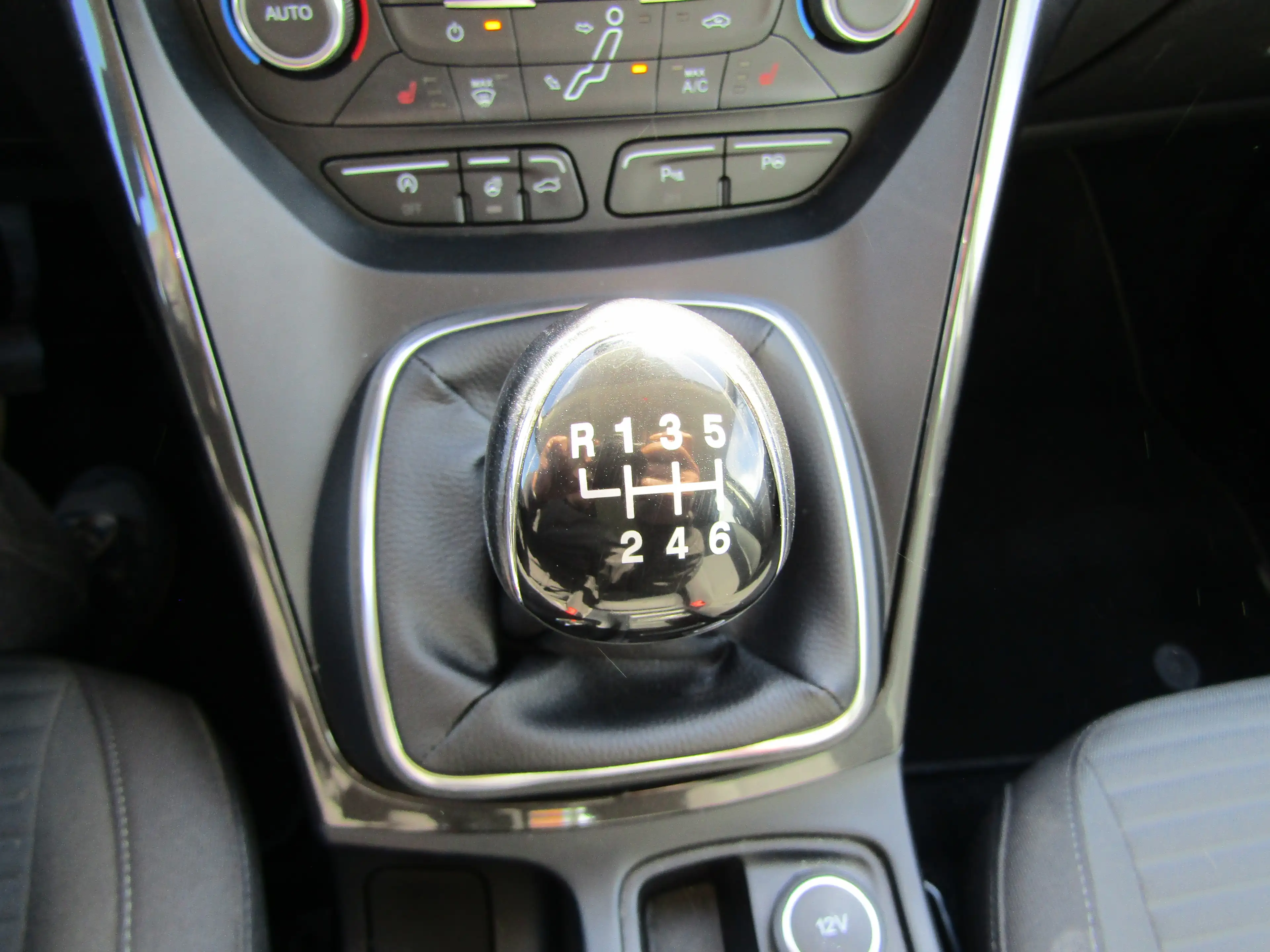 Ford Grand C-Max Grand C-Max 1.0 EcoBoost Titanium Start-Stop — photo 14