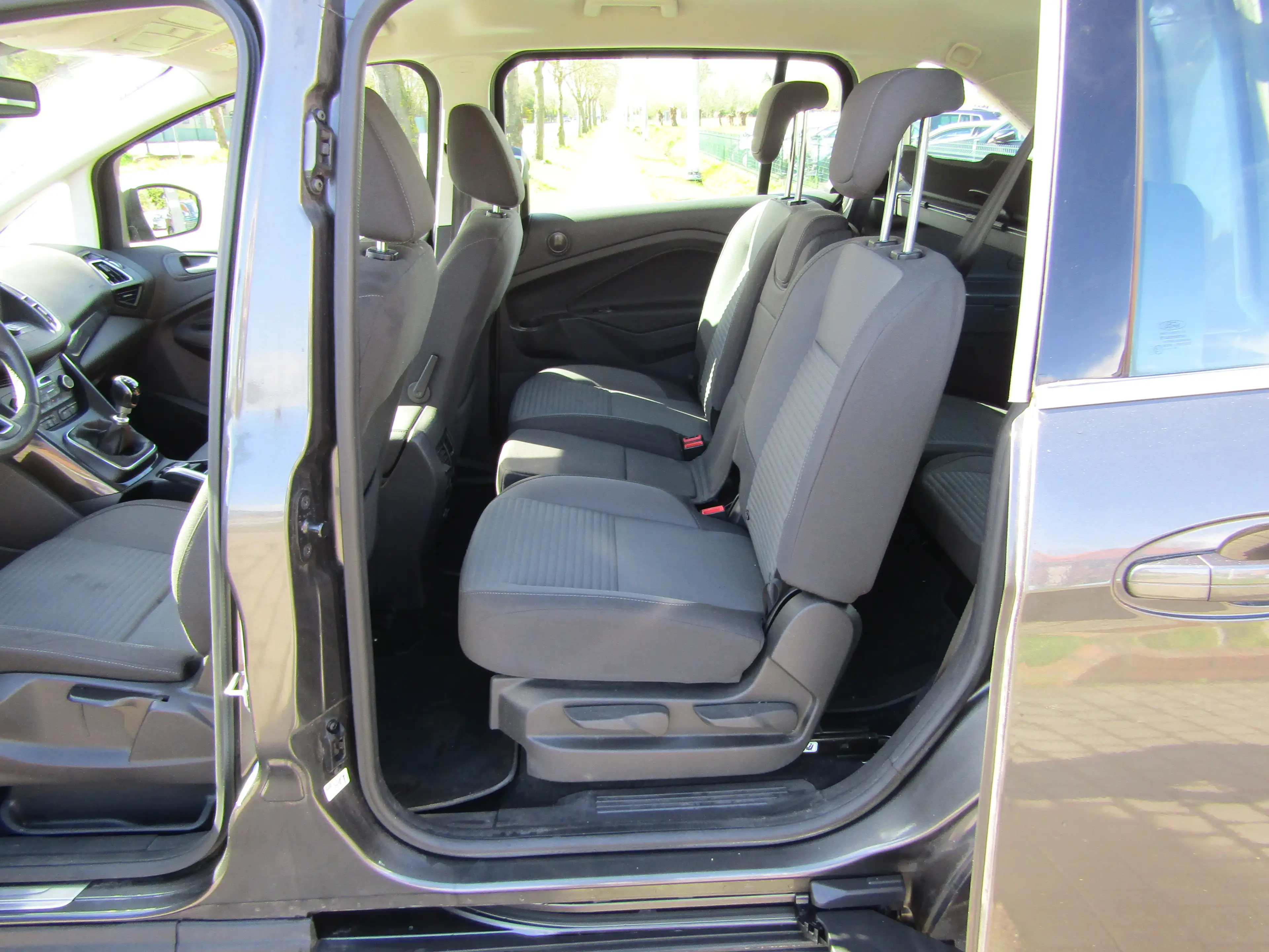 Ford Grand C-Max Grand C-Max 1.0 EcoBoost Titanium Start-Stop — photo 6