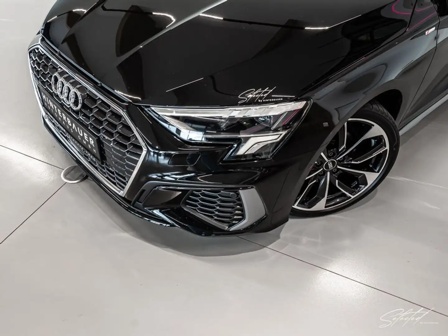 Audi A3 35 TDI 3x S-LINE *LED*SITZHEIZ.*KEYLESS*19'' Schwarz - 2