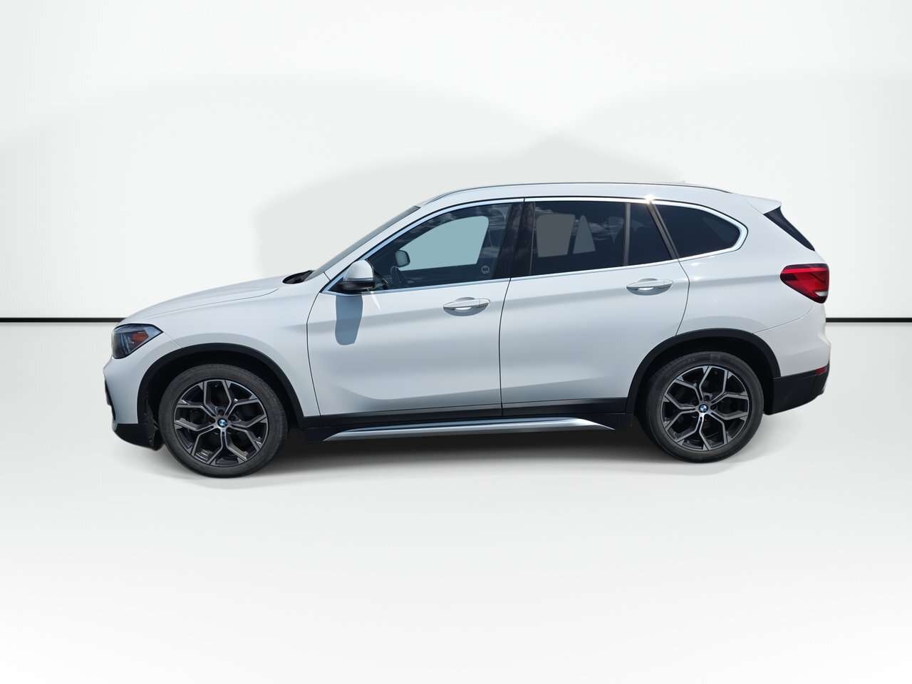 2020 BMW X1 XDRIVE28I | Htd Leather | Sunroof | Keyless | USB thumb 8
