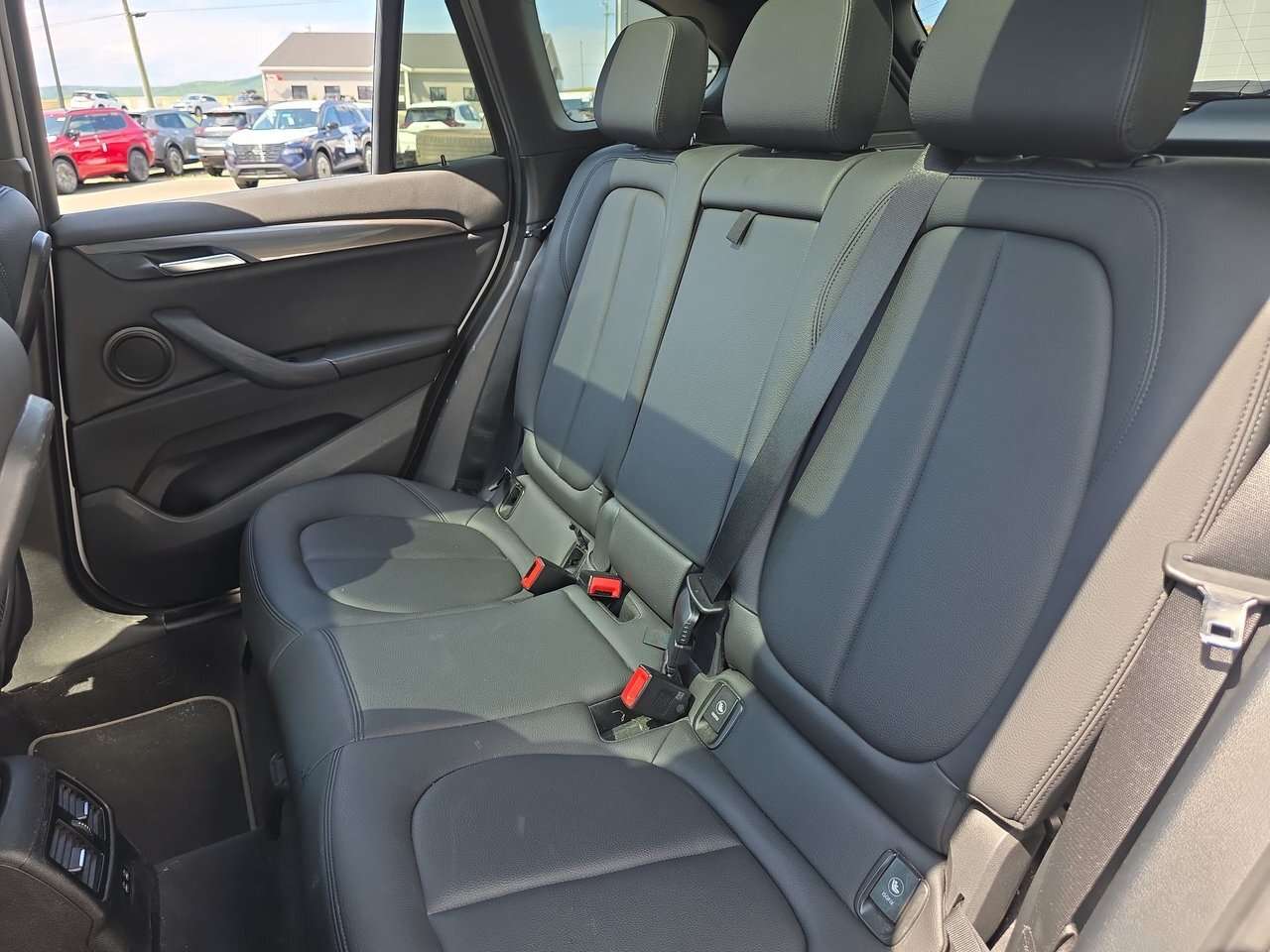 2020 BMW X1 XDRIVE28I | Htd Leather | Sunroof | Keyless | USB thumb 38