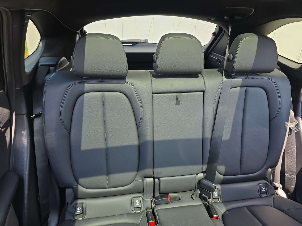 2020 BMW X1 XDRIVE28I | Htd Leather | Sunroof | Keyless | USB thumb 13