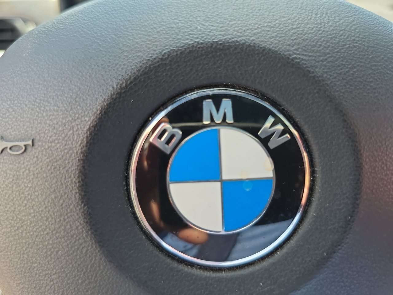 2020 BMW X1 XDRIVE28I | Htd Leather | Sunroof | Keyless | USB thumb 25