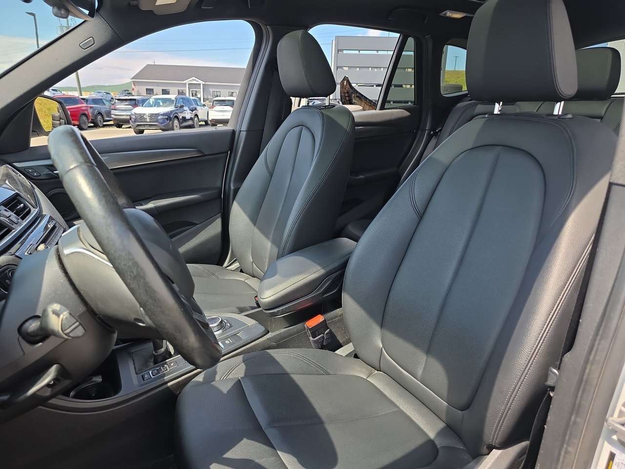 2020 BMW X1 XDRIVE28I | Htd Leather | Sunroof | Keyless | USB thumb 17
