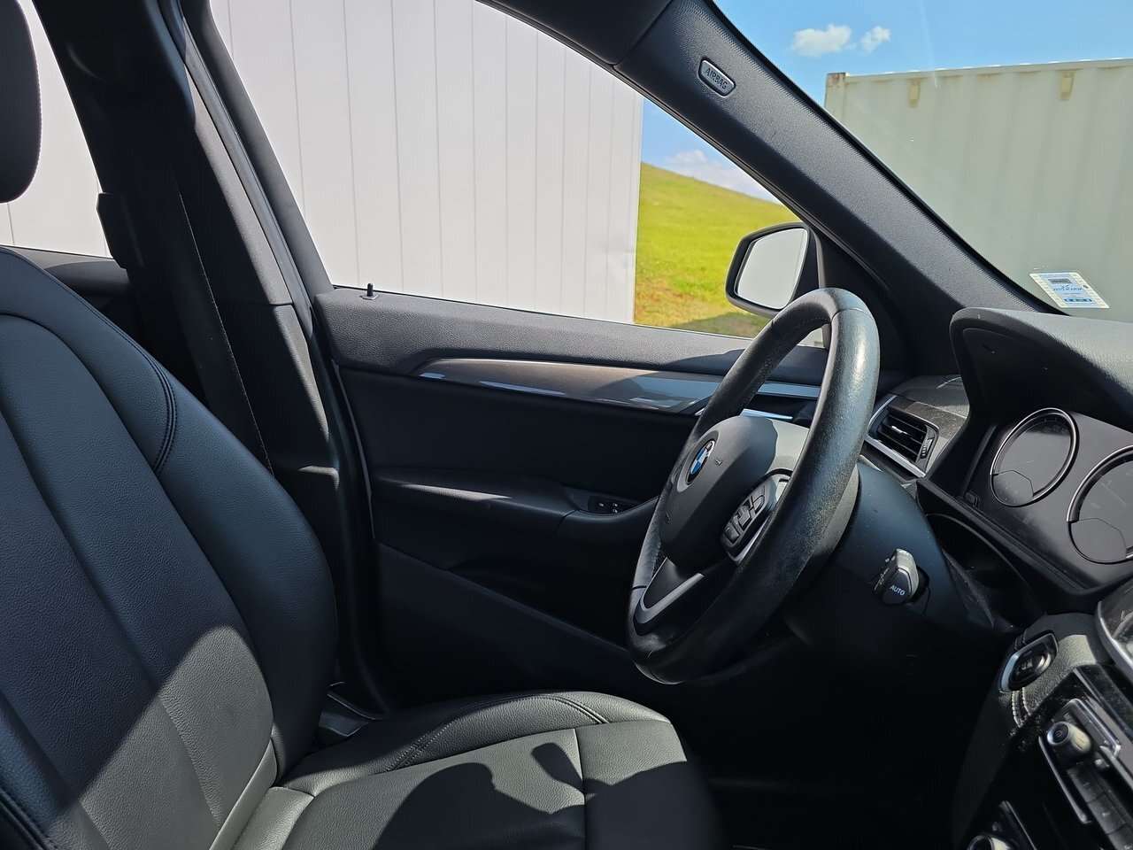 2020 BMW X1 XDRIVE28I | Htd Leather | Sunroof | Keyless | USB thumb 15