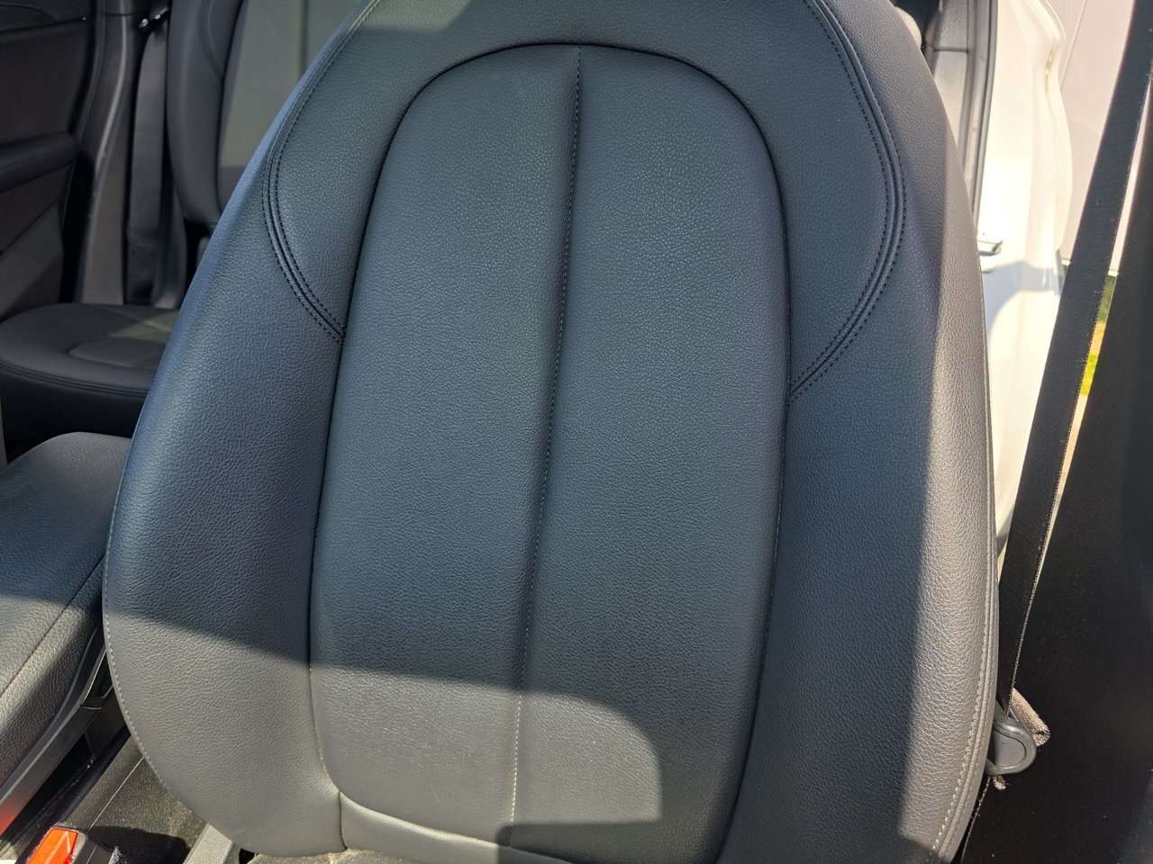 2020 BMW X1 XDRIVE28I | Htd Leather | Sunroof | Keyless | USB thumb 19