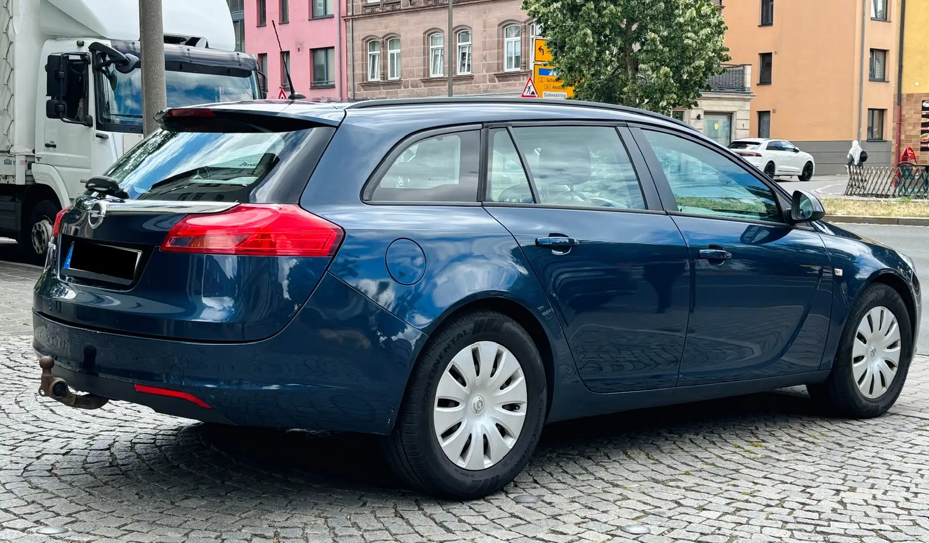 Opel Insignia opel insignia Sport Tourer 2.0 CDTI TÜV: 09/26 - 2