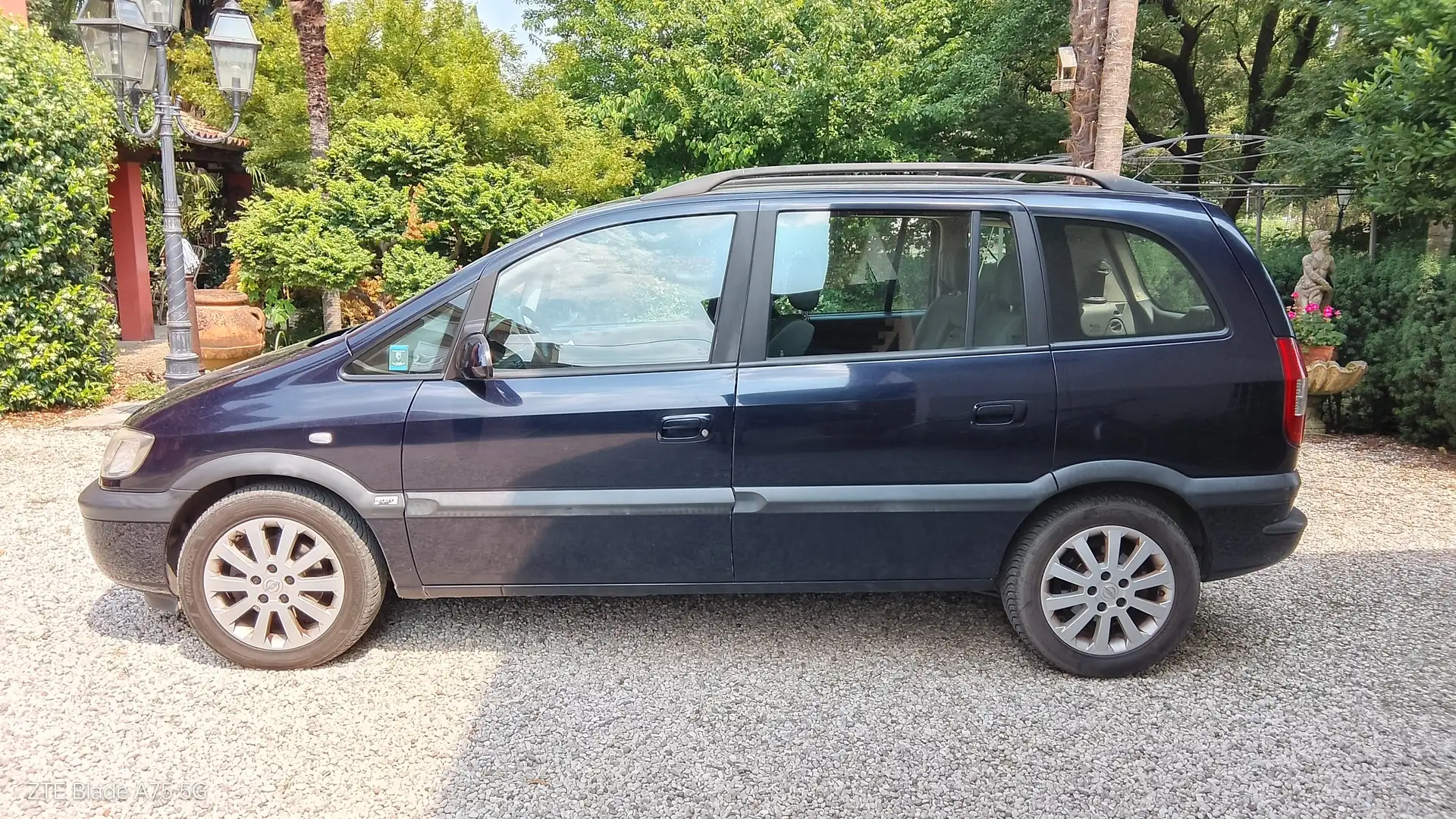 Opel Zafira Zafira I 1999 2.2 dti 16v Elegance FL - 1