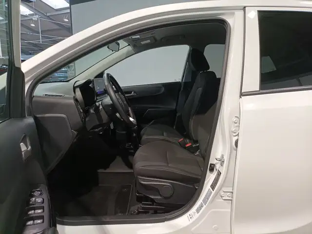 Kia Picanto view 8