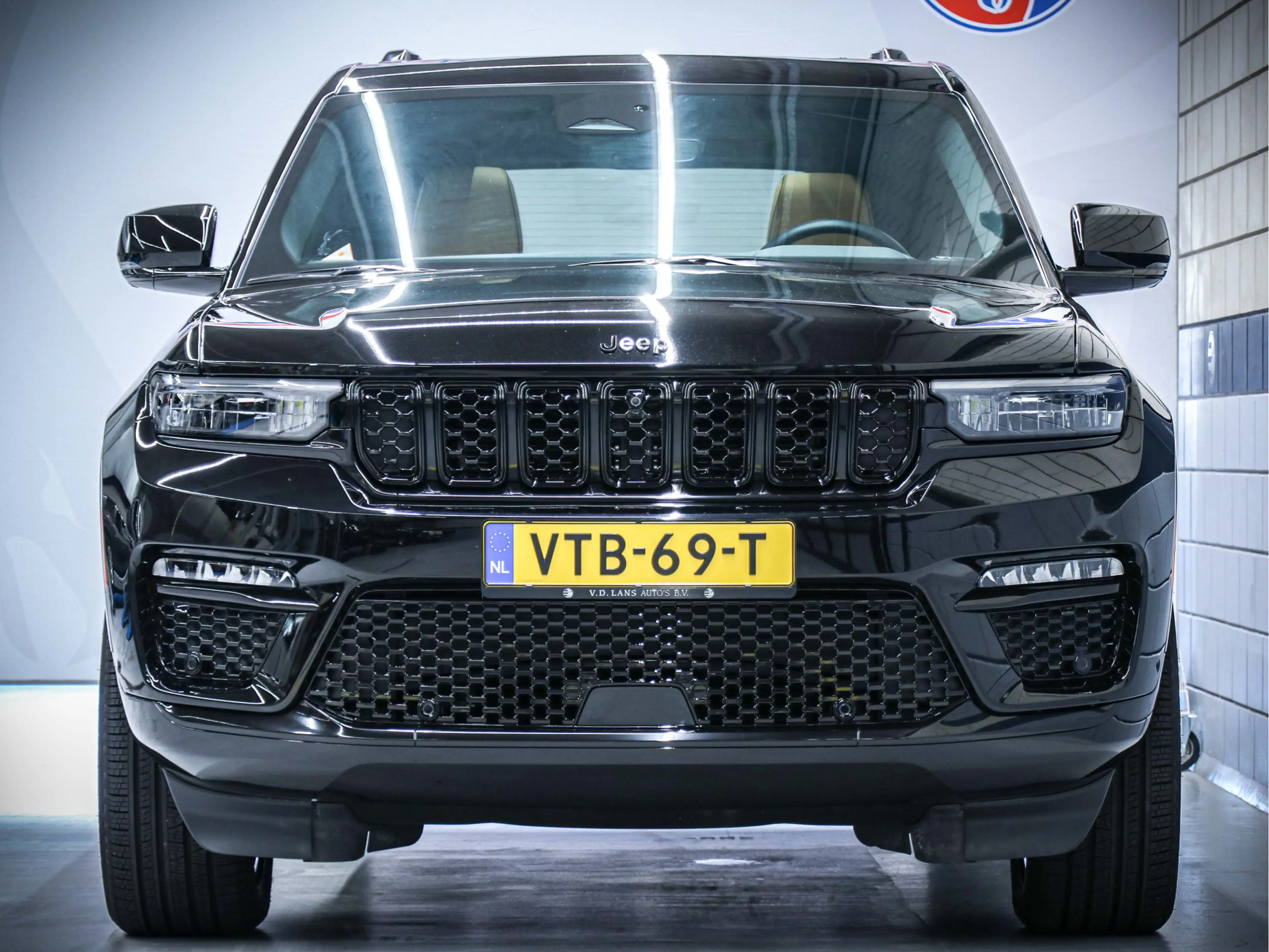 Jeep Grand Cherokee | Prins LPG | Night Edition 5.7L Hemi V8 — photo 5
