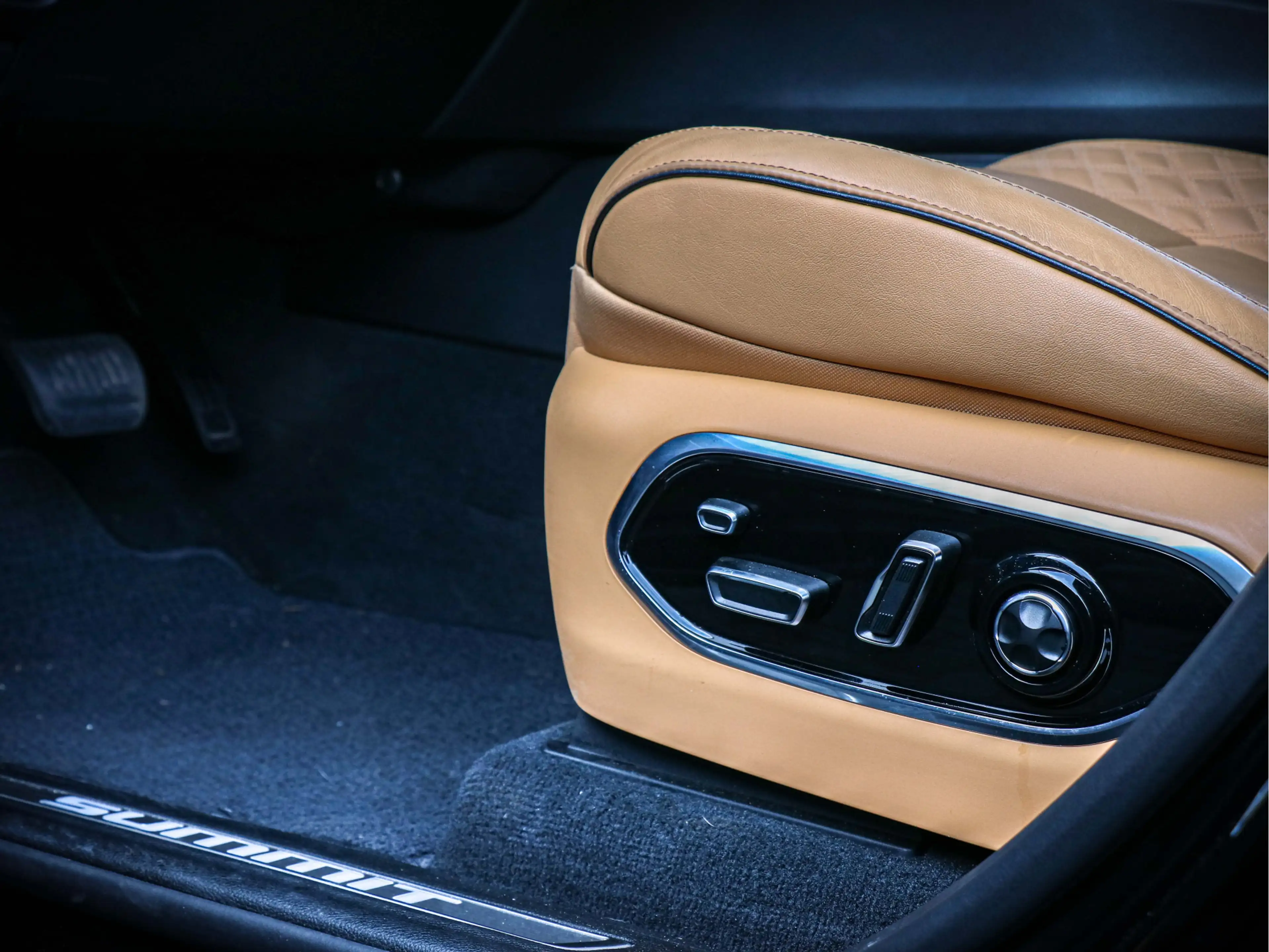Jeep Grand Cherokee | Prins LPG | Night Edition 5.7L Hemi V8 — photo 9