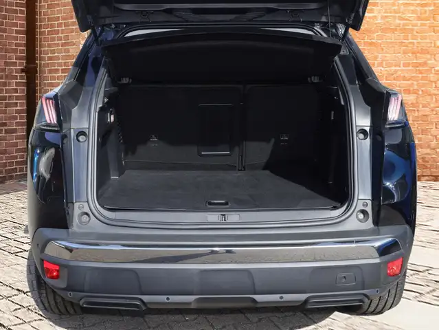 Peugeot 3008 view 6
