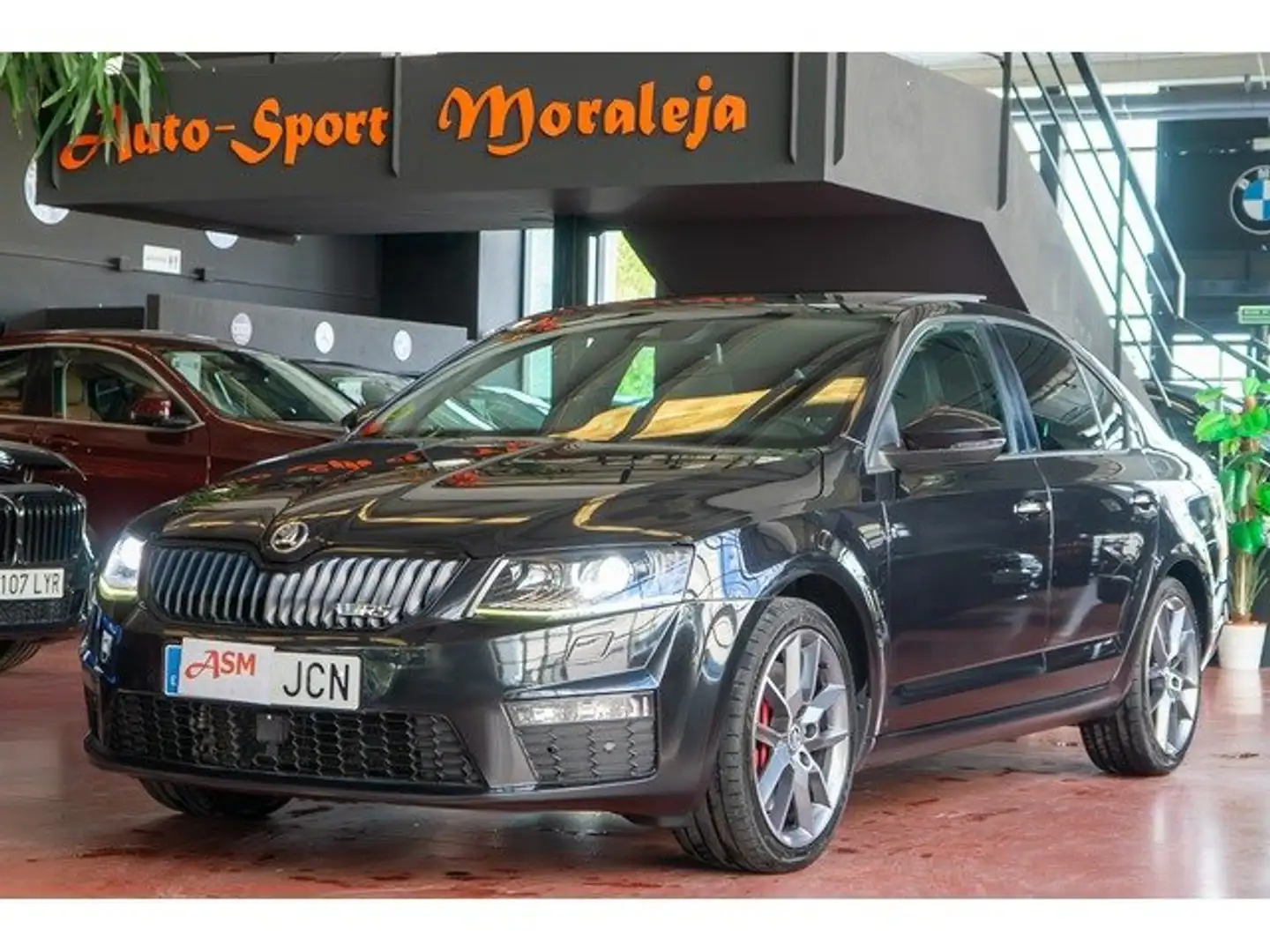 Skoda Octavia 2.0TDI RS Negro - 1