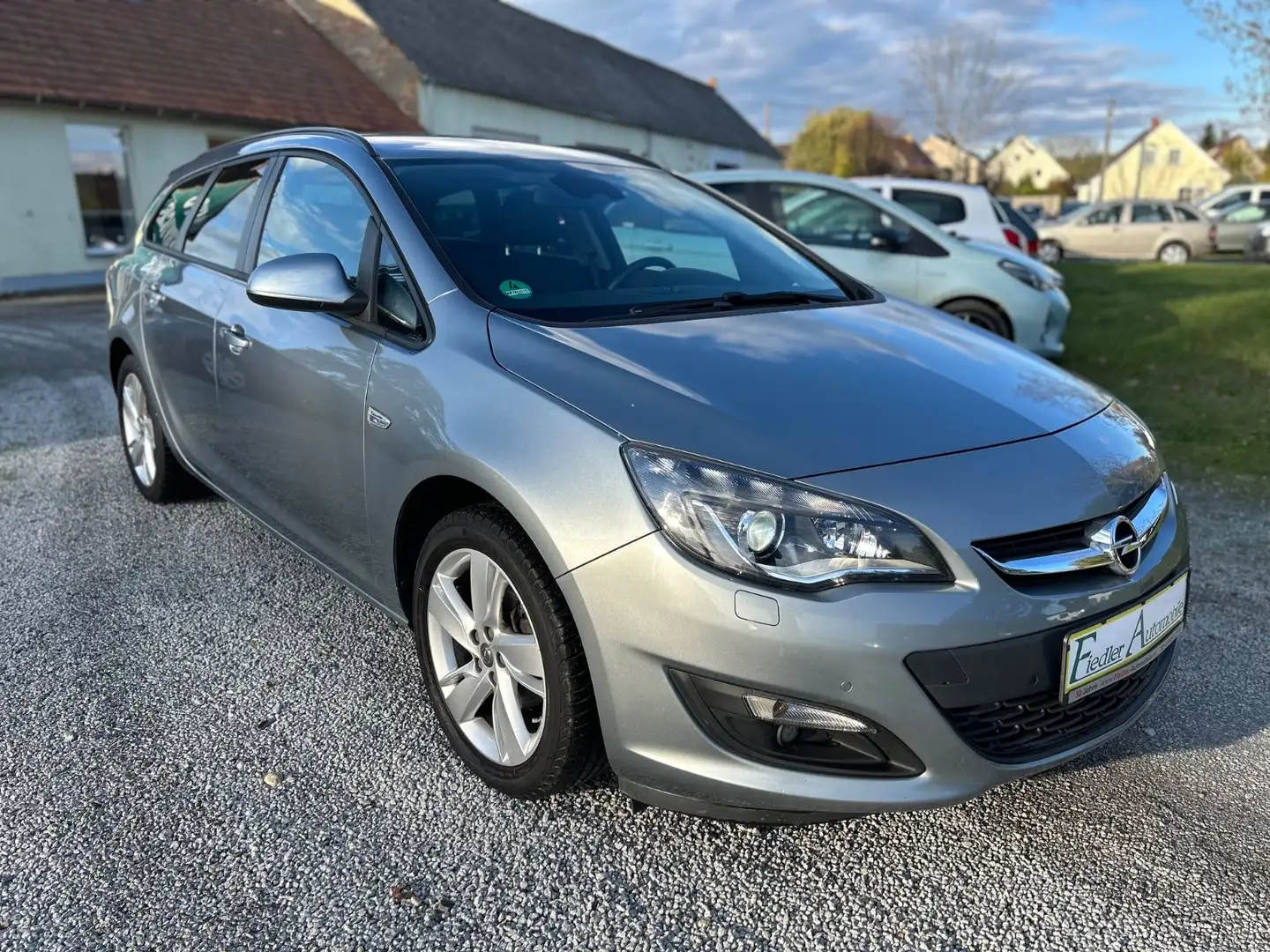 Opel Astra Sports Tourer 1.4/Tempo/Sitz+Lenkhzg/Xenon Gris - 2