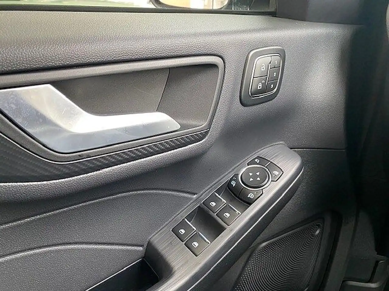 Ford Kuga 1.5EcoB.''ST-LINE X''LED-SW,ACCLeder 16