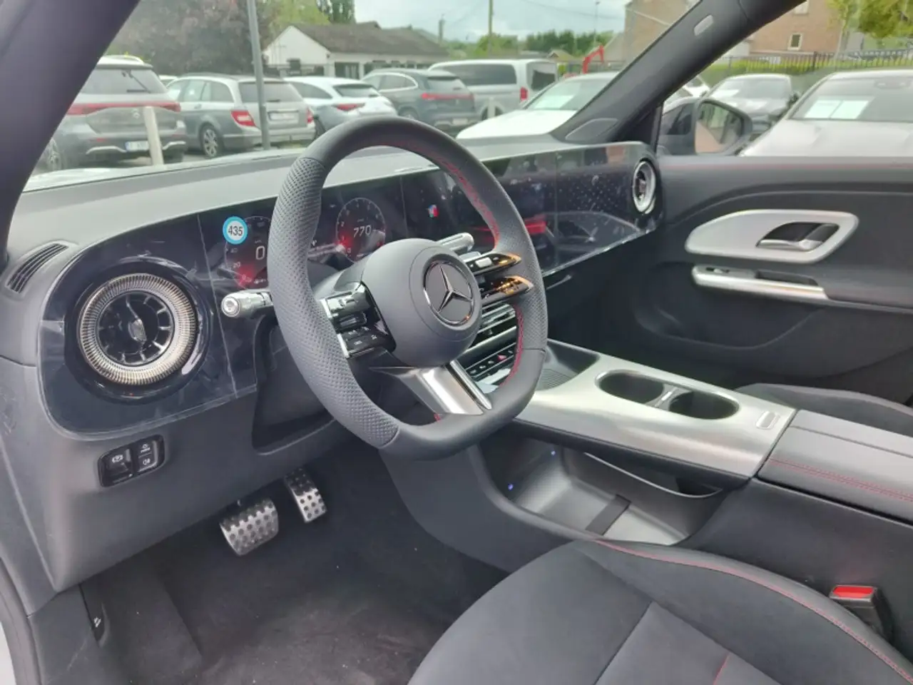 Mercedes-Benz GLB 2026
