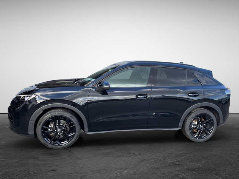 Volkswagen T-Roc 1.5 eTSI DSG R-Line IQ Light — photo 4