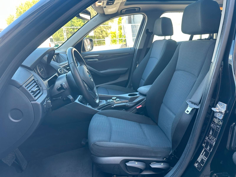 BMW X1 sDrive 18 i Panorama, Navi, AHK. — photo 5