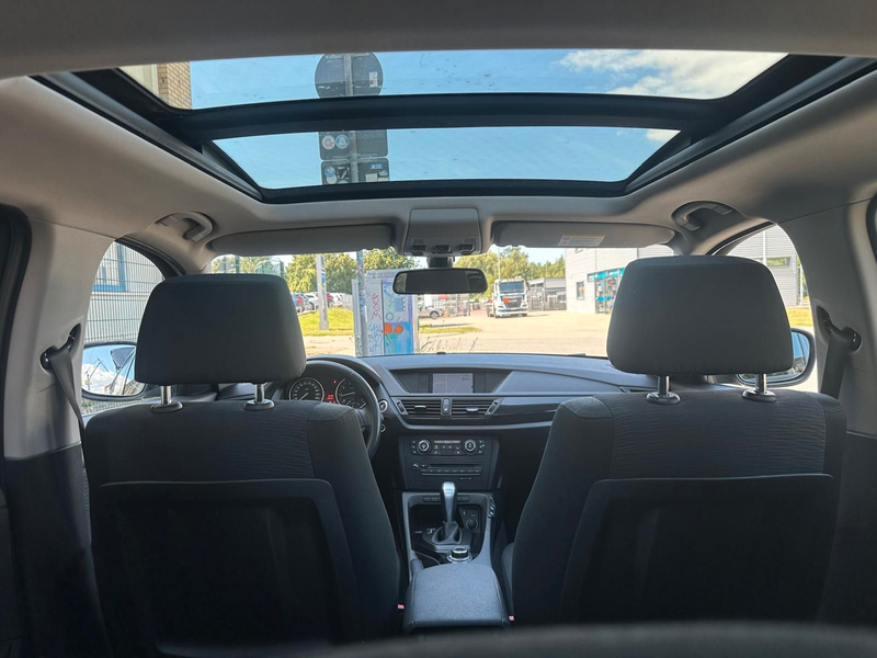 BMW X1 sDrive 18 i Panorama, Navi, AHK. — photo 17