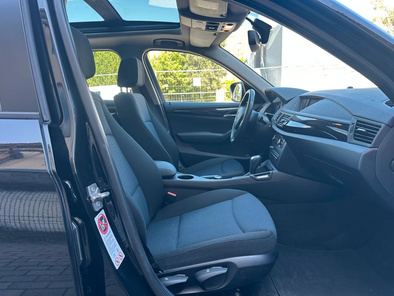 BMW X1 sDrive 18 i Panorama, Navi, AHK. — photo 19