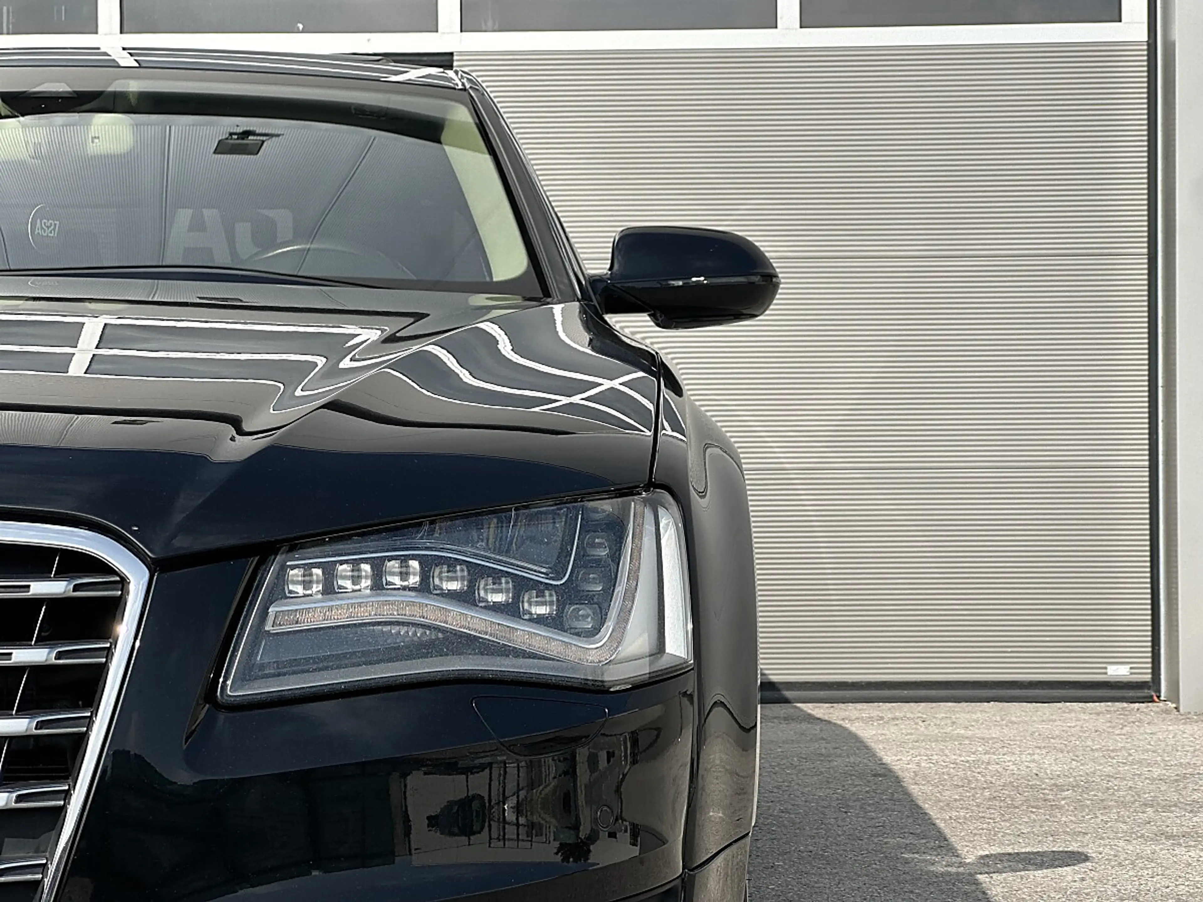 Audi A8 L 4.2 TDI quattro — photo 12