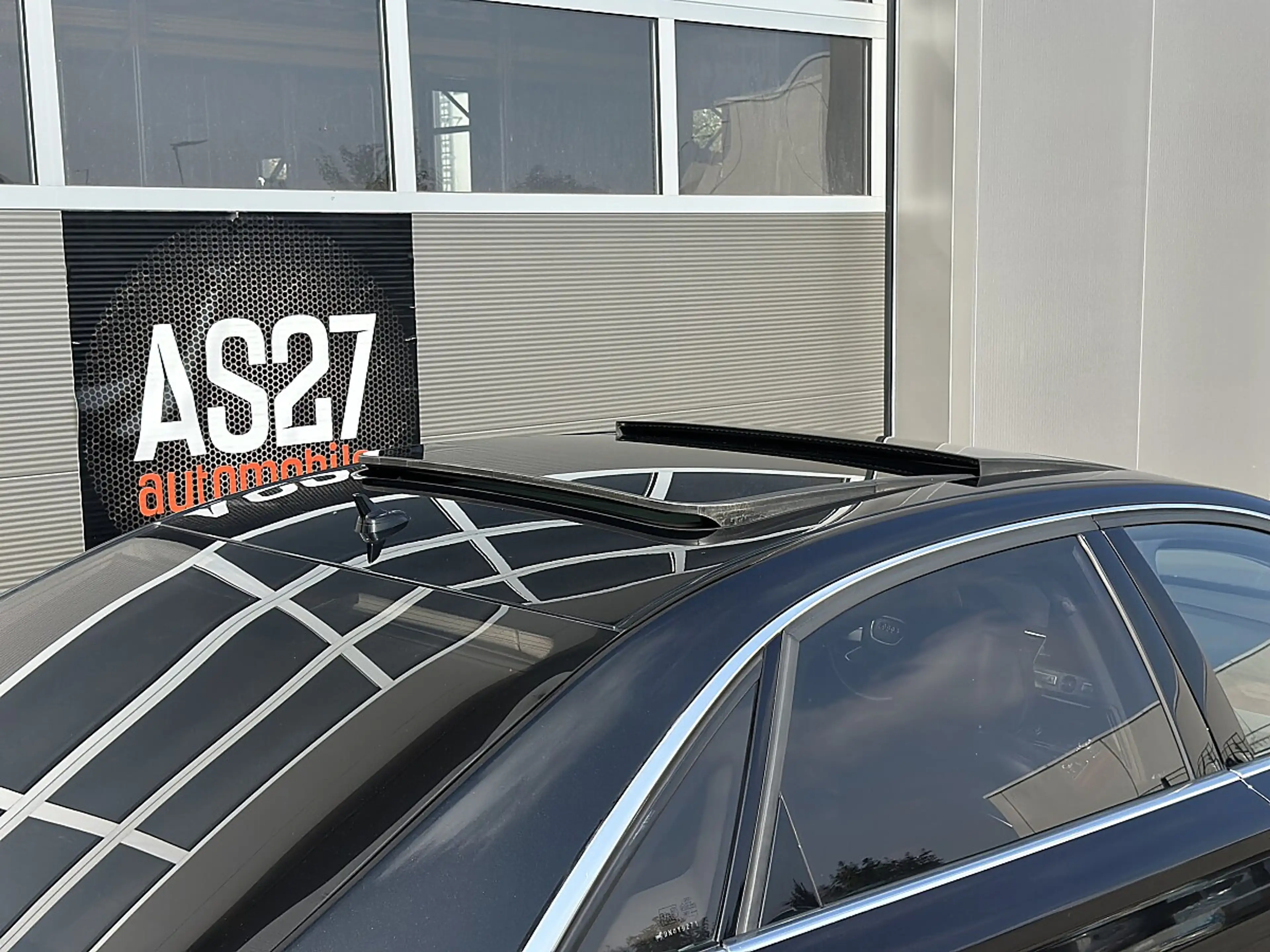 Audi A8 L 4.2 TDI quattro — photo 14