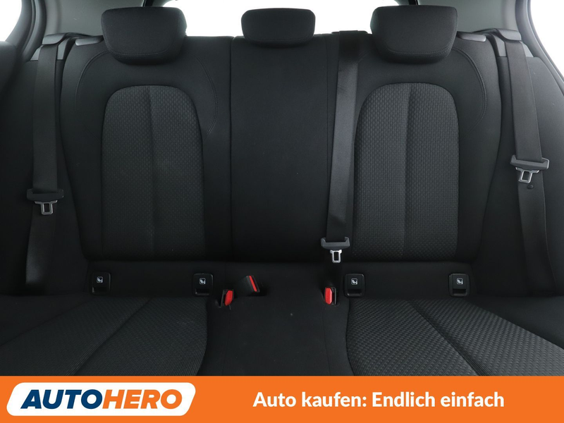 BMW 118 118i Advantage Aut.*LED*TEMPO*PDC*SHZ*ALU* — photo 15