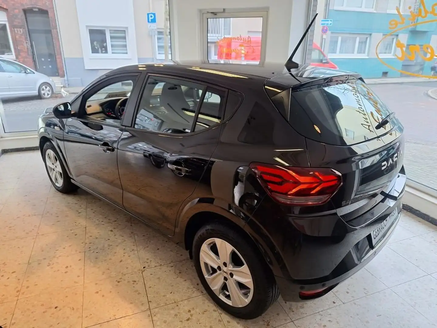 Dacia Sandero Automatik nur26Tkm 1.Hd Navi Kamera SHZ DAB Alu Noir - 2