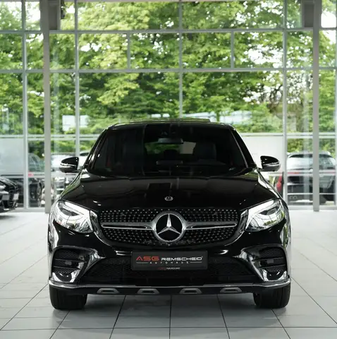 Mercedes-Benz 250 view 4