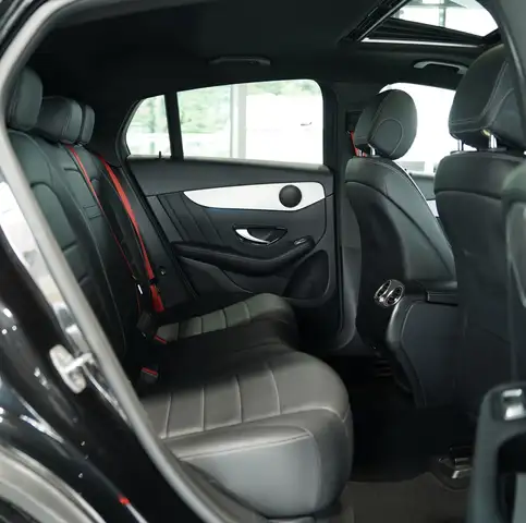 Mercedes-Benz 250 view 16