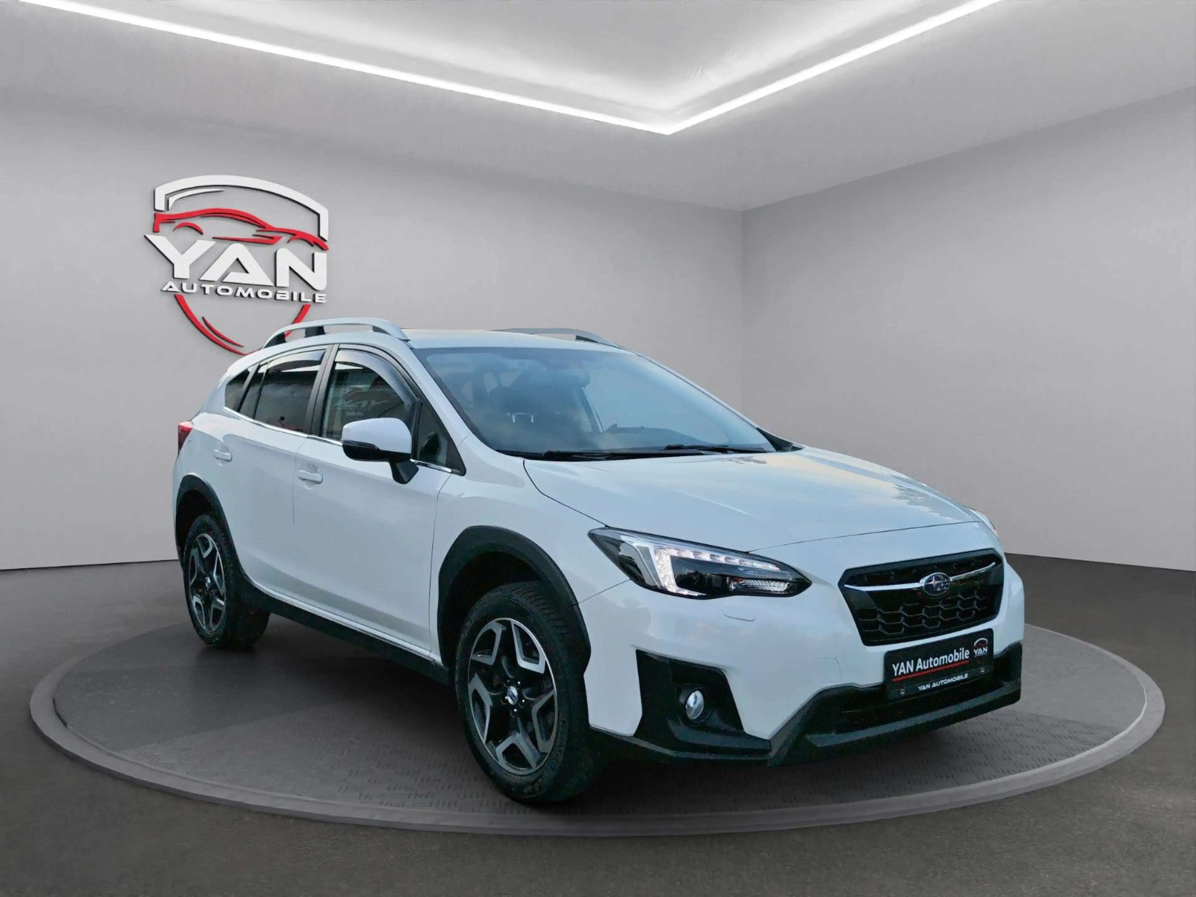 Subaru XV Exclusive+ 2.0 *Automatik*Leder*LED*Navi*ACC* — photo 3
