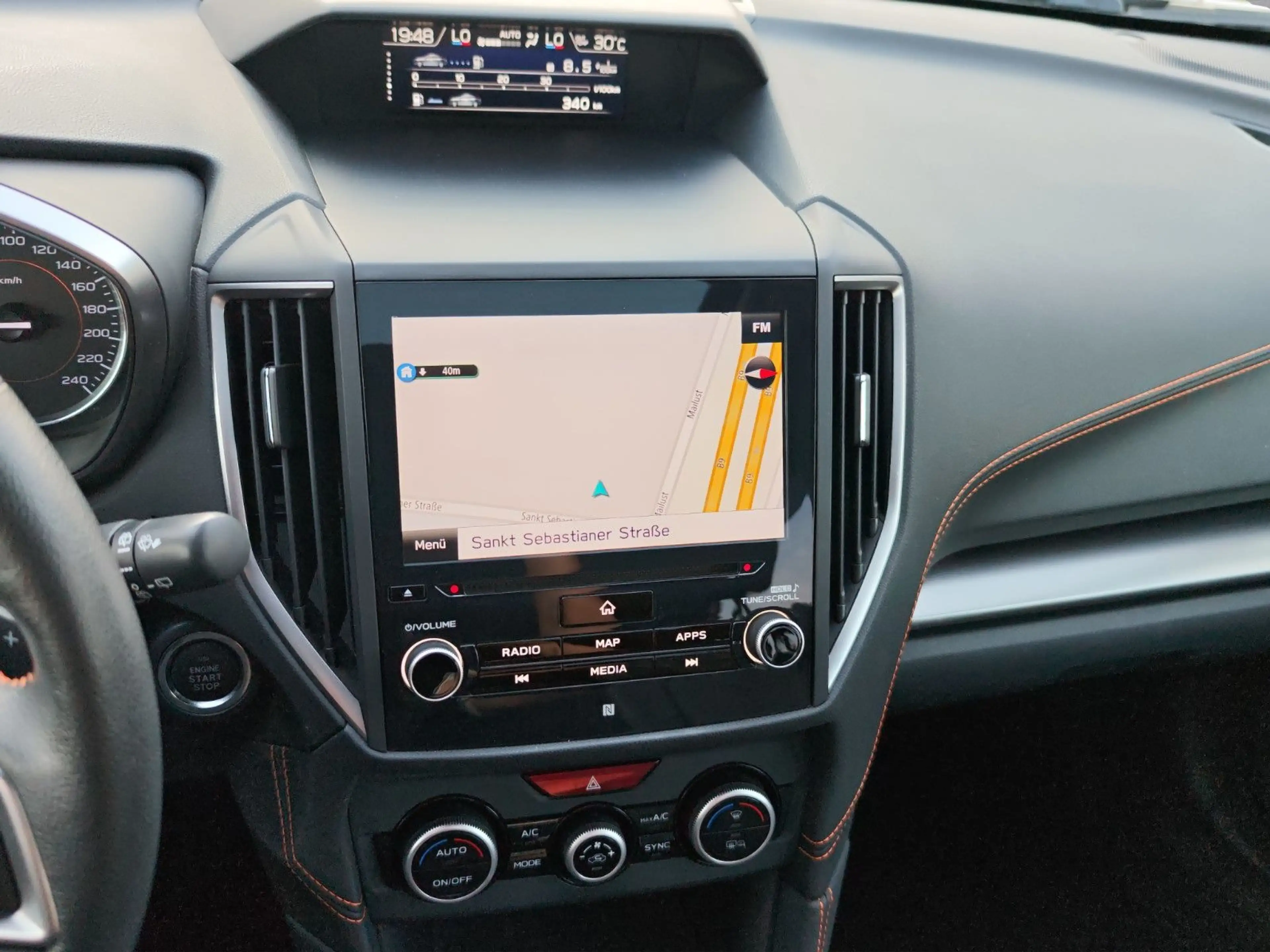 Subaru XV Exclusive+ 2.0 *Automatik*Leder*LED*Navi*ACC* — photo 12