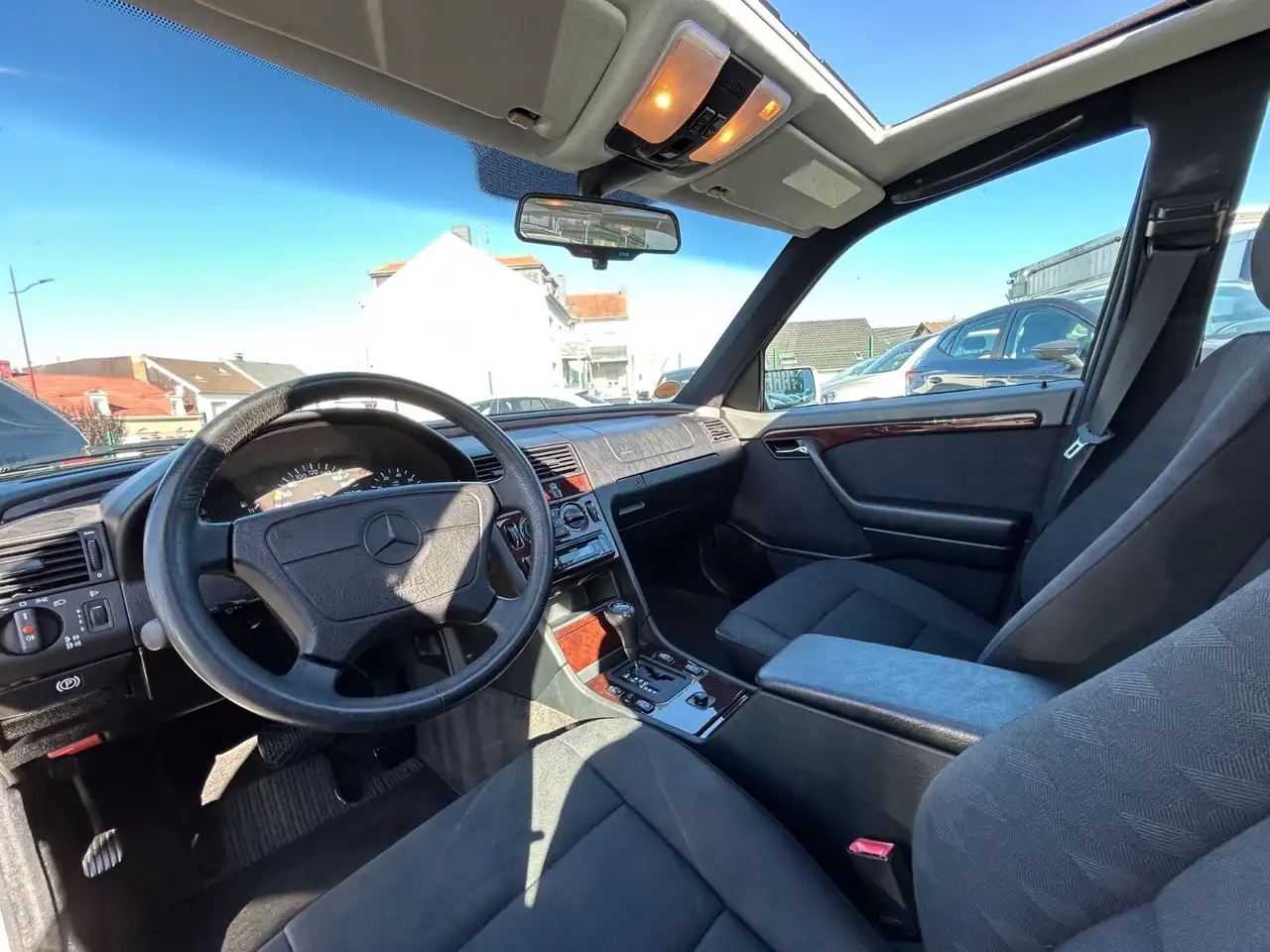 Mercedes-Benz C 180 KLIMA + TÜV BIS 02/2027, foto 9