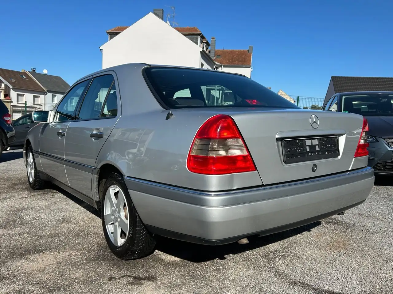 Mercedes-Benz C 180 KLIMA + TÜV BIS 02/2027, foto 7