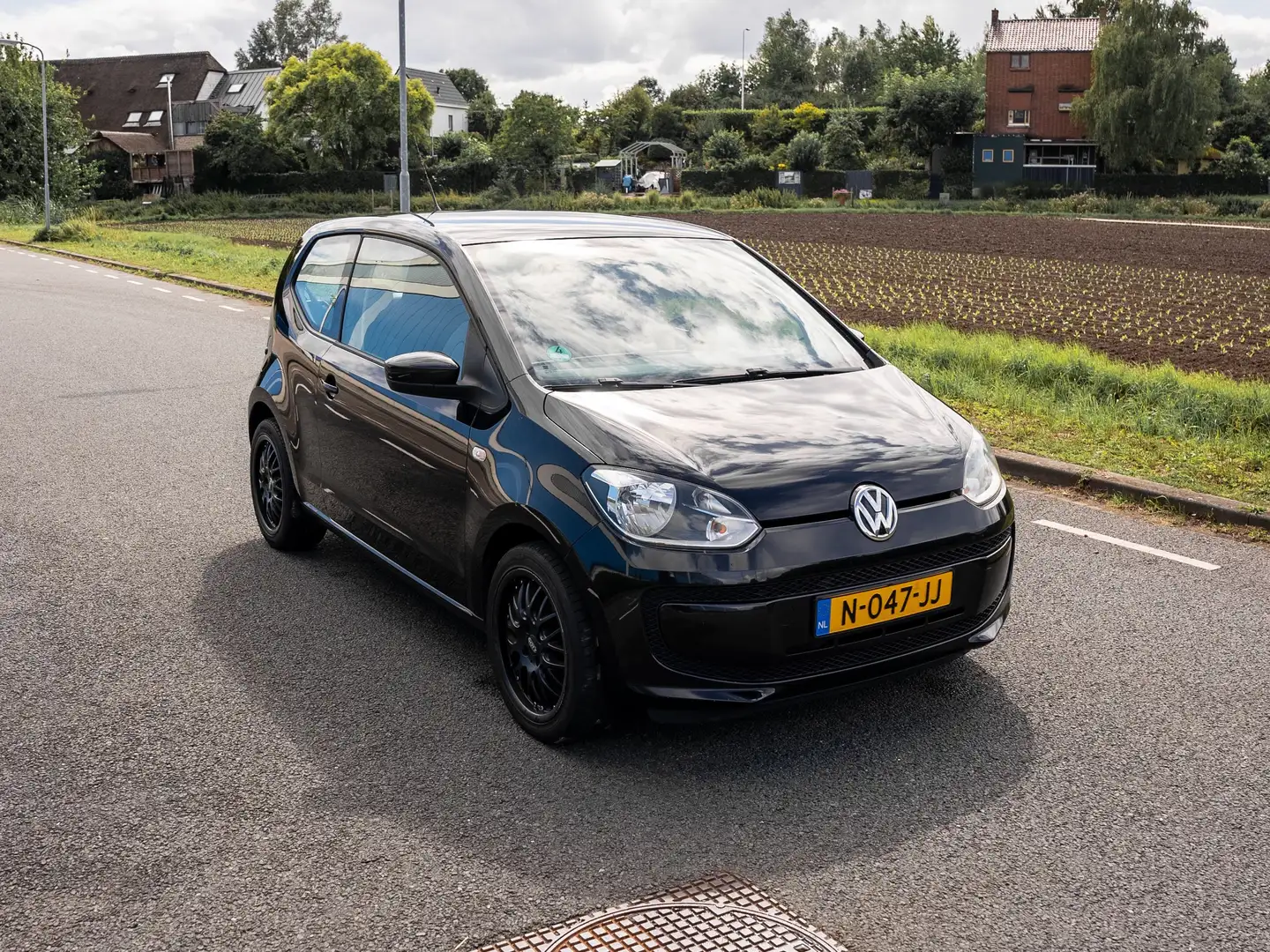 Volkswagen up! up! 1.0 move up! Чёрный - 1