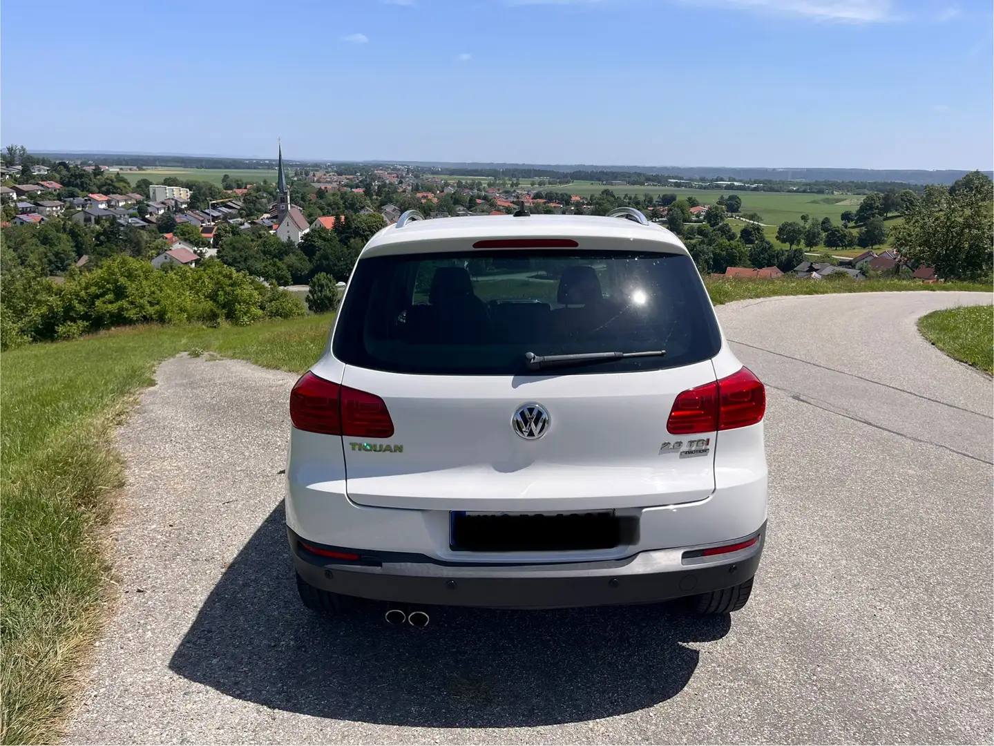Volkswagen Tiguan 2.0 TDI DPF 4Motion BlueMotion Techn. DSG Sport & - 1