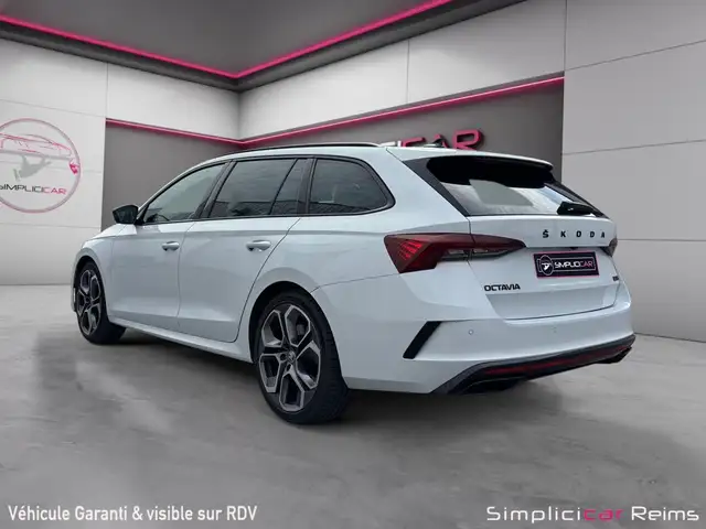 Skoda Octavia view 6