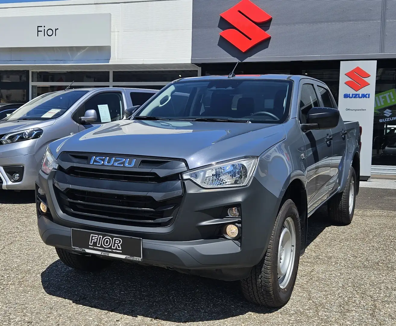 Isuzu D-Max L Double Cab Grau - 1