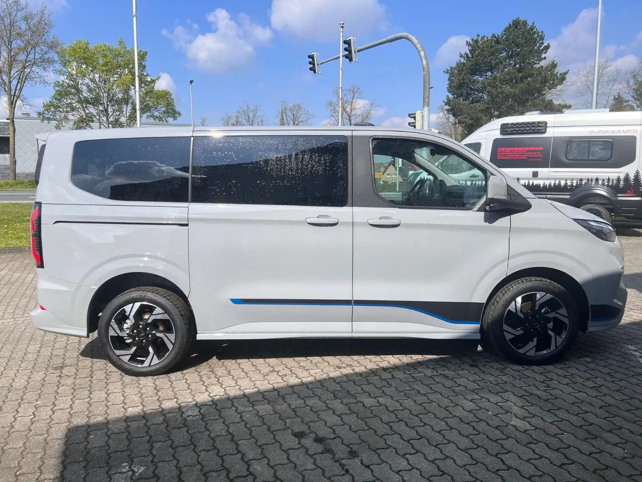 Ford Tourneo Custom 320 L1 Sport Automatik 360º kam 4