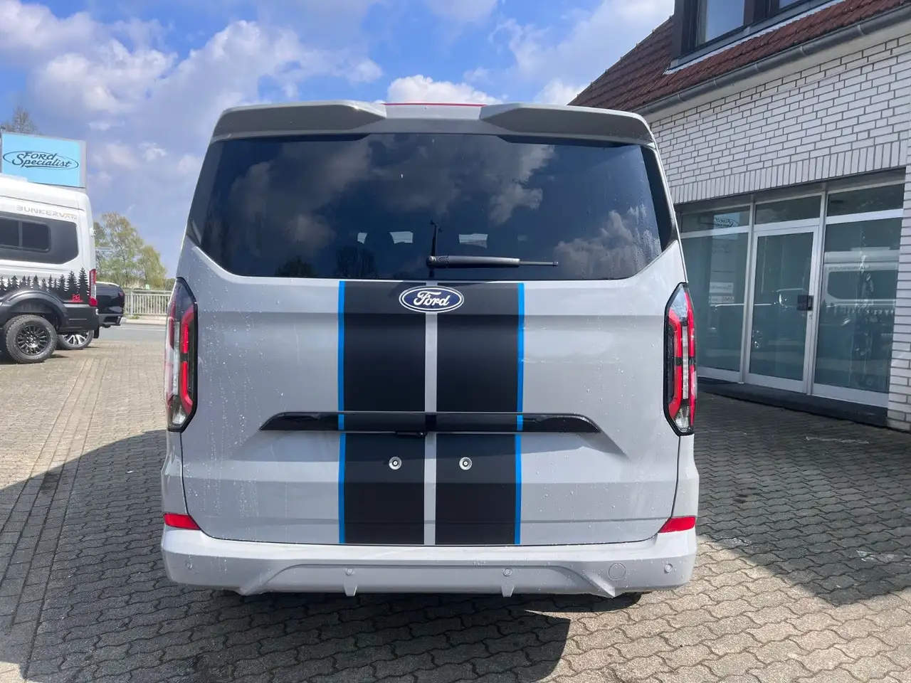 Ford Tourneo Custom 320 L1 Sport Automatik 360º kam 6