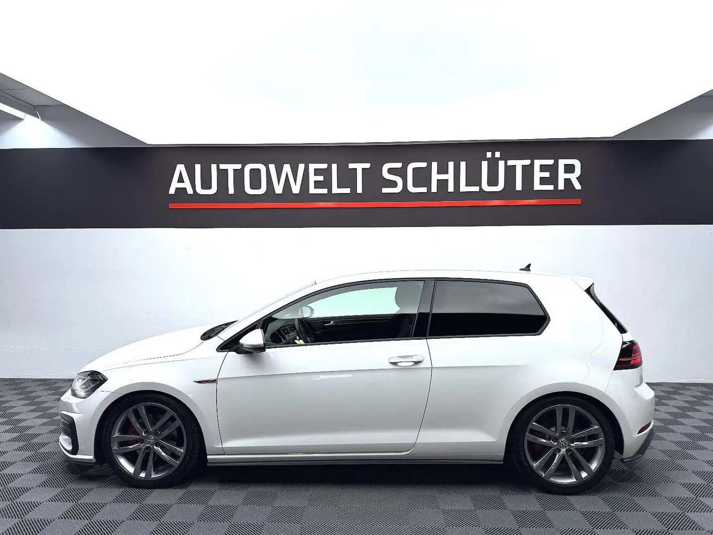 Volkswagen Golf VII 2.0 TSI GTI APR*Eibach*AHK*Standhz*PDC Weiß - 2